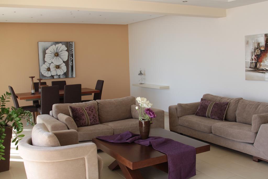 River Beach Apartments Лімасол Екстер'єр фото