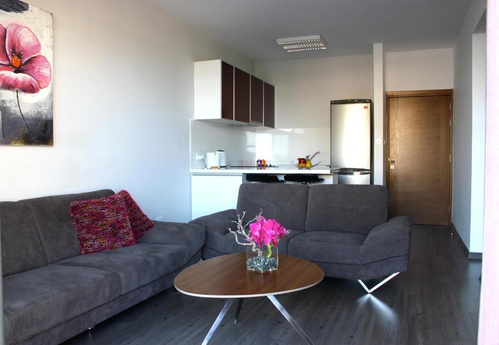 River Beach Apartments Лімасол Екстер'єр фото