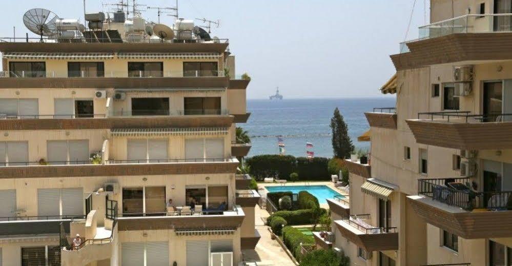 River Beach Apartments Лімасол Екстер'єр фото